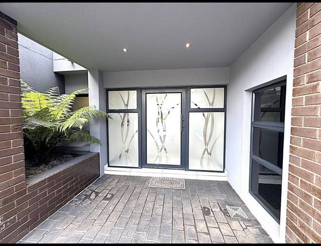 5 BEDROOM PROPERTY TO RENT IN MIDSTREAM RIDGE